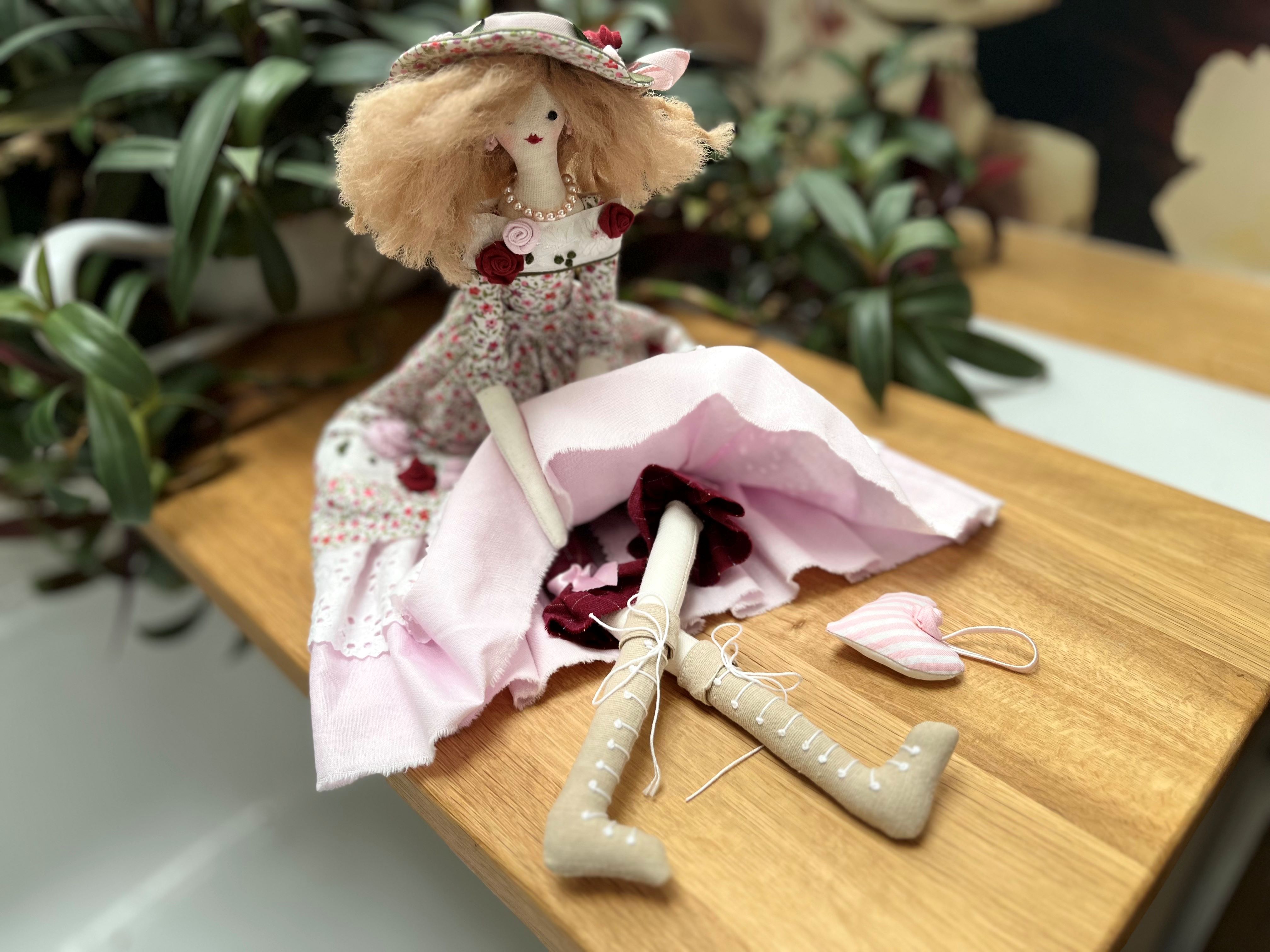 VIOLET - Obrázek 5